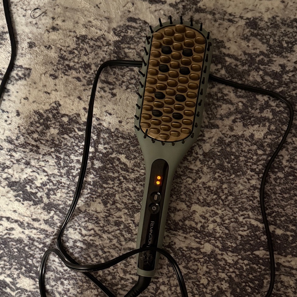 Remington Black and Gold Electric Hair Brush